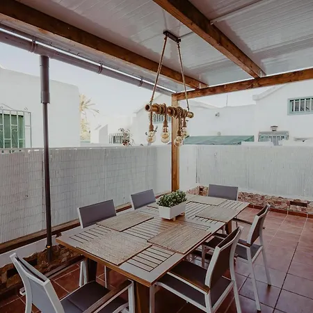 Ferienbungalow Mit Grill, Garten Und Terrasse